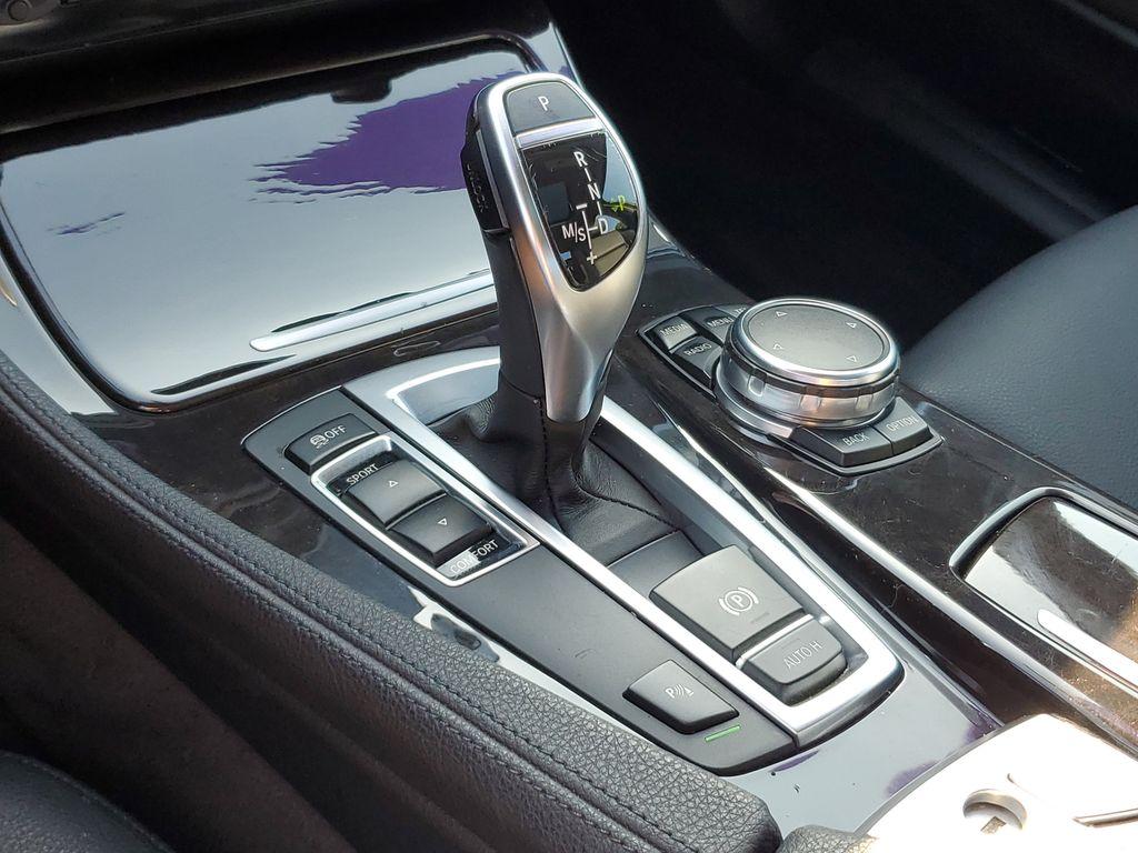 2016 Space Gray Metallic /BLACK BMW 5-Series 528i (WBA5A5C55GG) with an 2.0L L4 DOHC 16V TURBO engine, 8A transmission, located at 6064 Gull Rd, Kalamazoo, MI, 49048, (269) 222-0088, 42.328388, -85.512924 - <b>Vehicle Details</b><br>Introducing the 2016 BMW 5 Series 528i, a sophisticated blend of performance and luxury. This rear-wheel-drive sedan is powered by a dynamic 4-cylinder, 2.0-liter engine, delivering an engaging driving experience synonymous with the BMW brand. Its sleek design is complement - Photo#22