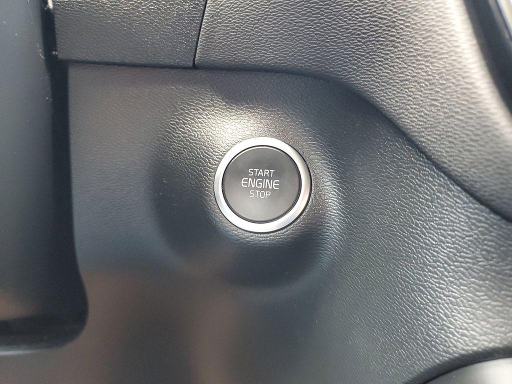 2022 Black Stone /Charcoal Volvo XC40 T4 Momentum (YV4AC2HK6N2) with an 2.0L L4 DOHC 16V engine, 8A transmission, located at 234 Columbia Ave, Battle Creek, MI, 49015, (269) 222-0088, 42.298264, -85.192543 - <b>Vehicle Details</b><br>Discover the exceptional blend of style, comfort, and performance with this 2022 Volvo XC40 T4 Momentum, a standout in the compact SUV segment. This well-maintained vehicle comes equipped with a robust 2.0L 4-cylinder engine and all-wheel drive, offering both dynamic perfor - Photo#20