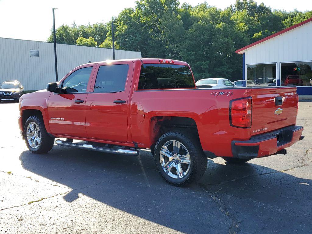 2018 Red Hot /Dark Ash/Jet Black Chevrolet Silverado 1500 Custom Crew Cab 4WD (3GCUKPEC8JG) with an 5.3L V8 OHV 16V engine, 6A transmission, located at 6064 Gull Rd, Kalamazoo, MI, 49048, (269) 222-0088, 42.328388, -85.512924 - For sale: A 2018 Chevrolet Silverado 1500 Custom that perfectly combines power, versatility, and style. This robust truck is equipped with a V8, 5.3L engine, delivering the performance and reliability you need for both work and leisure. Whether you're towing heavy loads or navigating rugged terrain, - Photo#2