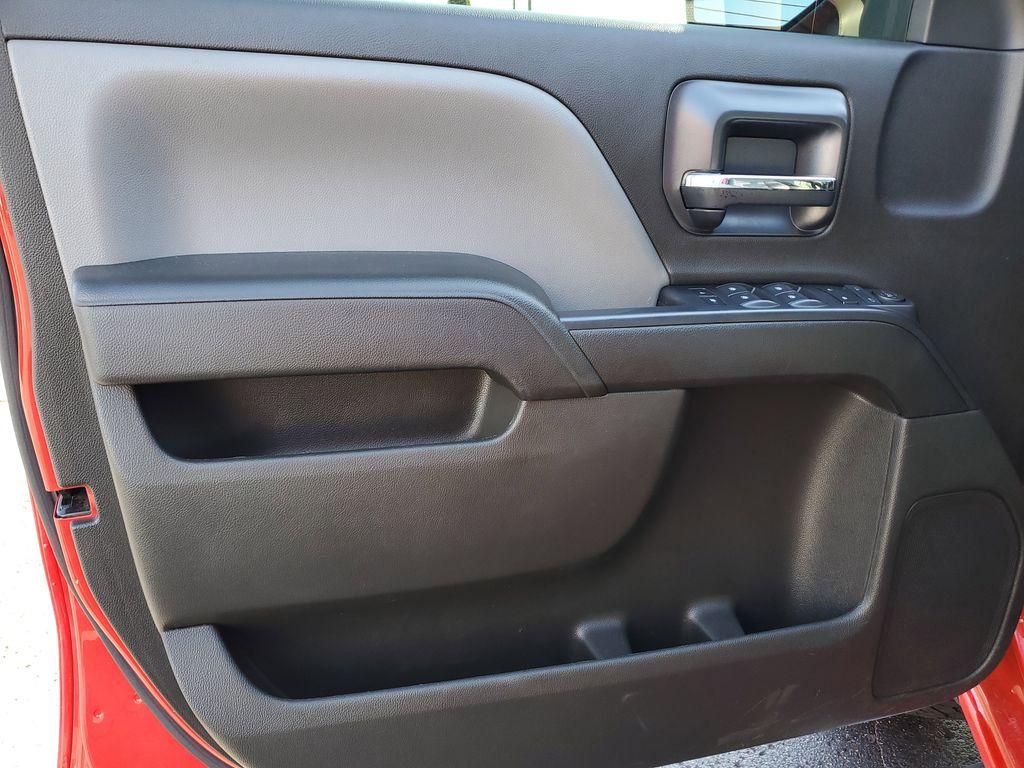 2018 Red Hot /Dark Ash/Jet Black Chevrolet Silverado 1500 Custom Crew Cab 4WD (3GCUKPEC8JG) with an 5.3L V8 OHV 16V engine, 6A transmission, located at 6064 Gull Rd, Kalamazoo, MI, 49048, (269) 222-0088, 42.328388, -85.512924 - For sale: A 2018 Chevrolet Silverado 1500 Custom that perfectly combines power, versatility, and style. This robust truck is equipped with a V8, 5.3L engine, delivering the performance and reliability you need for both work and leisure. Whether you're towing heavy loads or navigating rugged terrain, - Photo#9