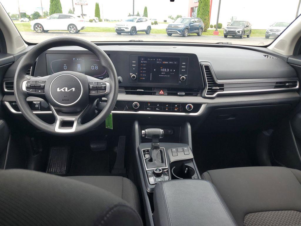 2024 Fusion Black /BLACK Kia Sportage LX AWD (KNDPUCDFXR7) with an 2.5L V6 DOHC 24V engine, 8A transmission, located at 6064 Gull Rd, Kalamazoo, MI, 49048, (269) 222-0088, 42.328388, -85.512924 - Discover the perfect blend of style, performance, and technology with this pre-owned 2024 Kia Sportage LX featuring AWD. This versatile SUV is equipped with a robust 4-cylinder, 2.5L engine, ensuring a dynamic driving experience coupled with impressive fuel efficiency. The Kia Sportage LX is designe - Photo#8