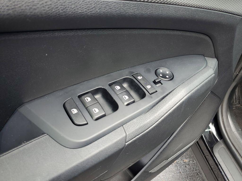 2024 Fusion Black /BLACK Kia Sportage LX AWD (KNDPUCDFXR7) with an 2.5L V6 DOHC 24V engine, 8A transmission, located at 6064 Gull Rd, Kalamazoo, MI, 49048, (269) 222-0088, 42.328388, -85.512924 - Discover the perfect blend of style, performance, and technology with this pre-owned 2024 Kia Sportage LX featuring AWD. This versatile SUV is equipped with a robust 4-cylinder, 2.5L engine, ensuring a dynamic driving experience coupled with impressive fuel efficiency. The Kia Sportage LX is designe - Photo#10