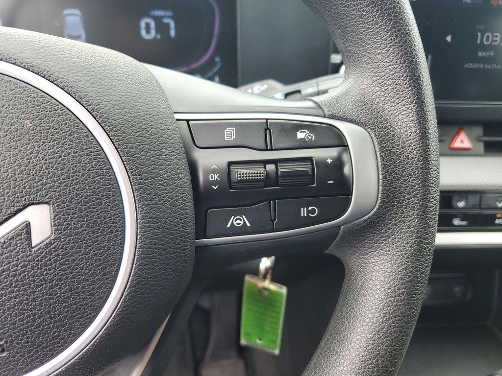 2024 Fusion Black /BLACK Kia Sportage LX AWD (KNDPUCDFXR7) with an 2.5L V6 DOHC 24V engine, 8A transmission, located at 6064 Gull Rd, Kalamazoo, MI, 49048, (269) 222-0088, 42.328388, -85.512924 - Discover the perfect blend of style, performance, and technology with this pre-owned 2024 Kia Sportage LX featuring AWD. This versatile SUV is equipped with a robust 4-cylinder, 2.5L engine, ensuring a dynamic driving experience coupled with impressive fuel efficiency. The Kia Sportage LX is designe - Photo#16