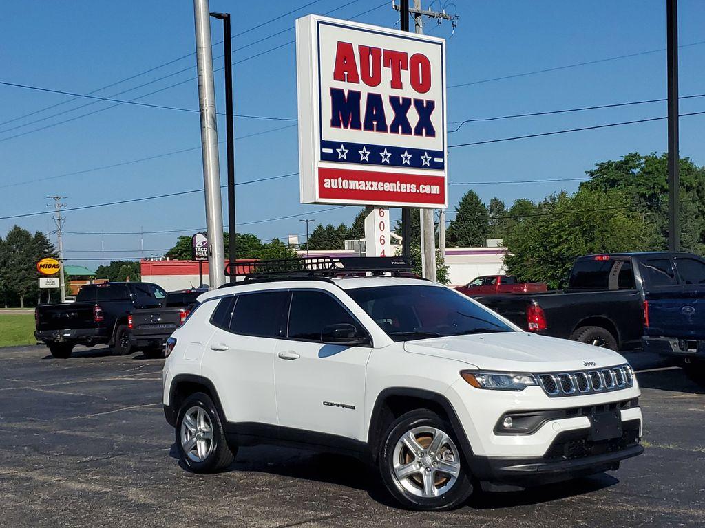 photo of 2023 Jeep Compass Latitude