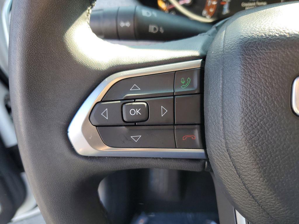 2023 Bright White Clearcoat /BLACK Jeep Compass Latitude (3C4NJDBNXPT) with an 2.0L L4 DOHC 16V TURBO engine, 8-speed automatic transmission, located at 6064 Gull Rd, Kalamazoo, MI, 49048, (269) 222-0088, 42.328388, -85.512924 - Experience the perfect blend of style, performance, and technology with this pre-owned 2023 Jeep Compass Latitude. Equipped with a robust 4-cylinder, 2.0L engine and advanced 4WD capabilities, this vehicle is ready to tackle both city streets and off-road adventures with confidence. The Jeep Compass - Photo#18
