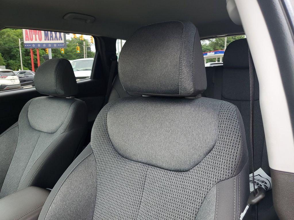 2020 Twilight Black /Espresso/Gray Hyundai Santa Fe SEL 2.4 AWD (5NMS3CAD3LH) with an 2.4L L4 DOHC 16V engine, 8A transmission, located at 234 Columbia Ave, Battle Creek, MI, 49015, (269) 222-0088, 42.298264, -85.192543 - <b>Vehicle Details</b><br>Looking for a reliable SUV that combines comfort, technology, and performance? Discover the 2020 Hyundai Santa Fe SEL with 4WD, now available for sale. This versatile vehicle, with a 4-cylinder, 2.4L engine, delivers an impressive balance of power and efficiency, making it - Photo#9