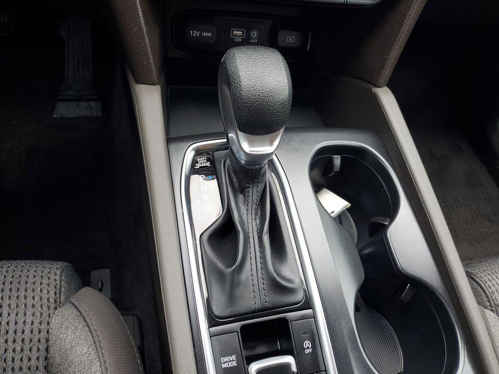 2020 Twilight Black /Espresso/Gray Hyundai Santa Fe SEL 2.4 AWD (5NMS3CAD3LH) with an 2.4L L4 DOHC 16V engine, 8A transmission, located at 234 Columbia Ave, Battle Creek, MI, 49015, (269) 222-0088, 42.298264, -85.192543 - <b>Vehicle Details</b><br>Looking for a reliable SUV that combines comfort, technology, and performance? Discover the 2020 Hyundai Santa Fe SEL with 4WD, now available for sale. This versatile vehicle, with a 4-cylinder, 2.4L engine, delivers an impressive balance of power and efficiency, making it - Photo#22