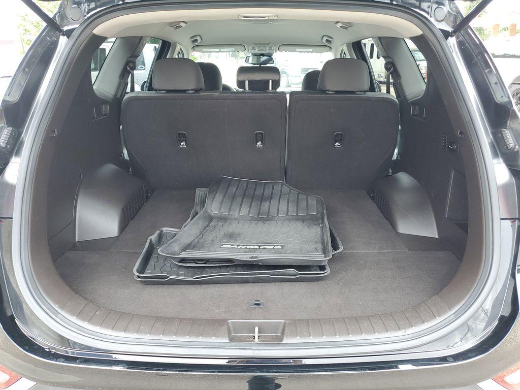 2020 Twilight Black /Espresso/Gray Hyundai Santa Fe SEL 2.4 AWD (5NMS3CAD3LH) with an 2.4L L4 DOHC 16V engine, 8A transmission, located at 234 Columbia Ave, Battle Creek, MI, 49015, (269) 222-0088, 42.298264, -85.192543 - <b>Vehicle Details</b><br>Looking for a reliable SUV that combines comfort, technology, and performance? Discover the 2020 Hyundai Santa Fe SEL with 4WD, now available for sale. This versatile vehicle, with a 4-cylinder, 2.4L engine, delivers an impressive balance of power and efficiency, making it - Photo#28