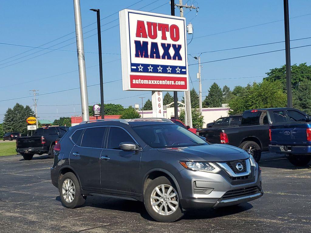 2017 Gun Metallic /Charcoal Nissan Rogue SL AWD (JN8AT2MV2HW) with an 2.5L L4 DOHC 16V engine, CVT transmission, located at 6064 Gull Rd, Kalamazoo, MI, 49048, (269) 222-0088, 42.328388, -85.512924 - Discover exceptional value and performance with our 2017 Nissan Rogue, a perfect blend of style, efficiency, and capability. This pre-owned gem is equipped with an All-Wheel Drive system, ensuring confident handling and control in all road conditions. Under the hood, youll find a robust 4-cylinder, - Photo#0