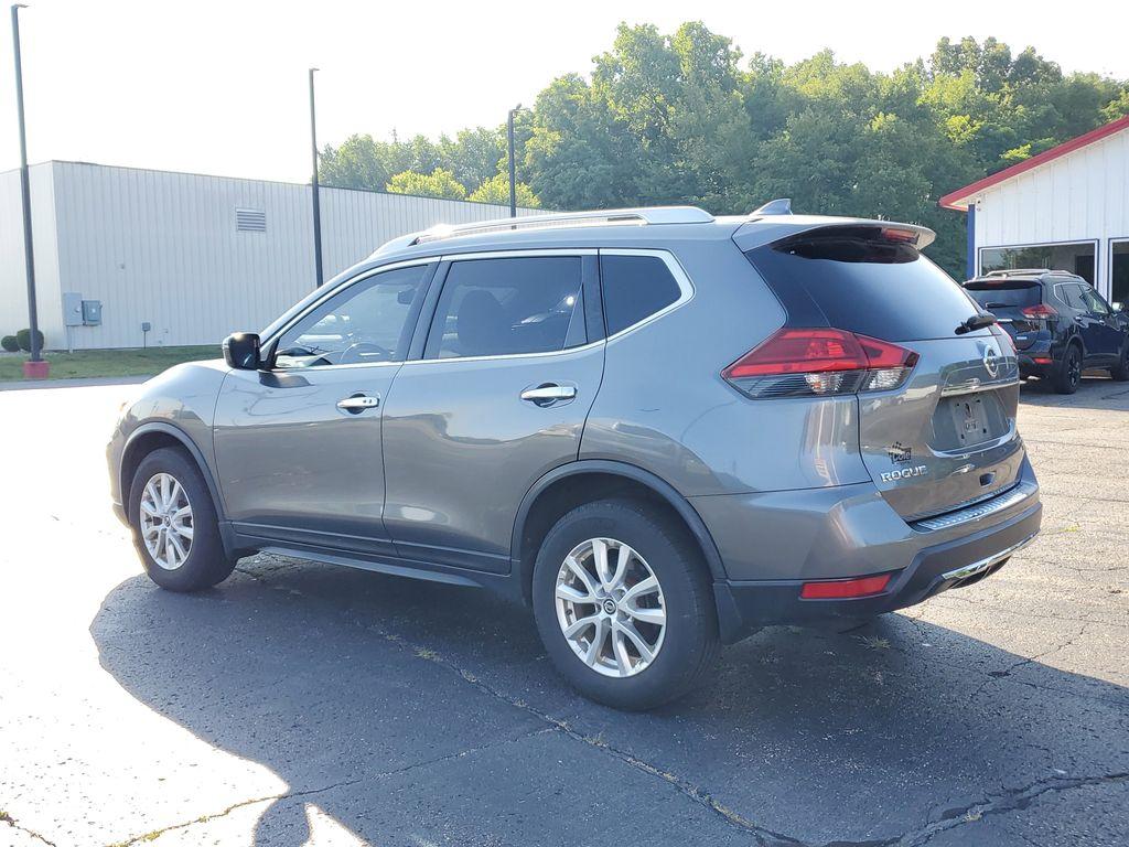 2017 Gun Metallic /Charcoal Nissan Rogue SL AWD (JN8AT2MV2HW) with an 2.5L L4 DOHC 16V engine, CVT transmission, located at 6064 Gull Rd, Kalamazoo, MI, 49048, (269) 222-0088, 42.328388, -85.512924 - Discover exceptional value and performance with our 2017 Nissan Rogue, a perfect blend of style, efficiency, and capability. This pre-owned gem is equipped with an All-Wheel Drive system, ensuring confident handling and control in all road conditions. Under the hood, youll find a robust 4-cylinder, - Photo#2