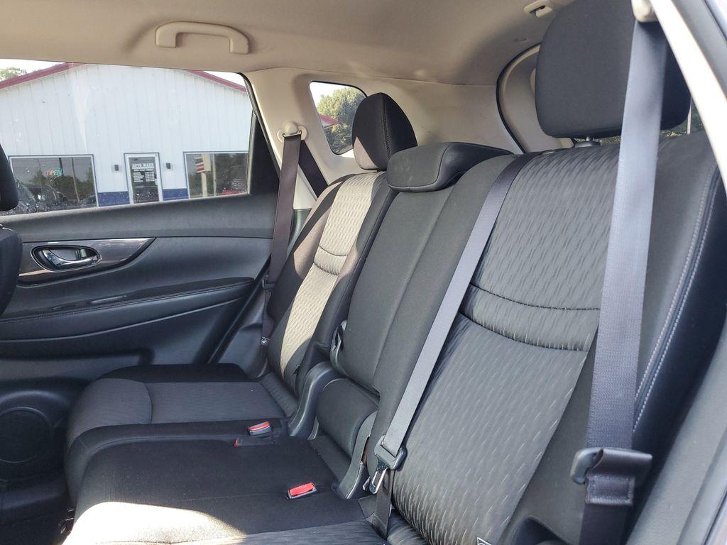 2017 Gun Metallic /Charcoal Nissan Rogue SL AWD (JN8AT2MV2HW) with an 2.5L L4 DOHC 16V engine, CVT transmission, located at 6064 Gull Rd, Kalamazoo, MI, 49048, (269) 222-0088, 42.328388, -85.512924 - Discover exceptional value and performance with our 2017 Nissan Rogue, a perfect blend of style, efficiency, and capability. This pre-owned gem is equipped with an All-Wheel Drive system, ensuring confident handling and control in all road conditions. Under the hood, youll find a robust 4-cylinder, - Photo#7