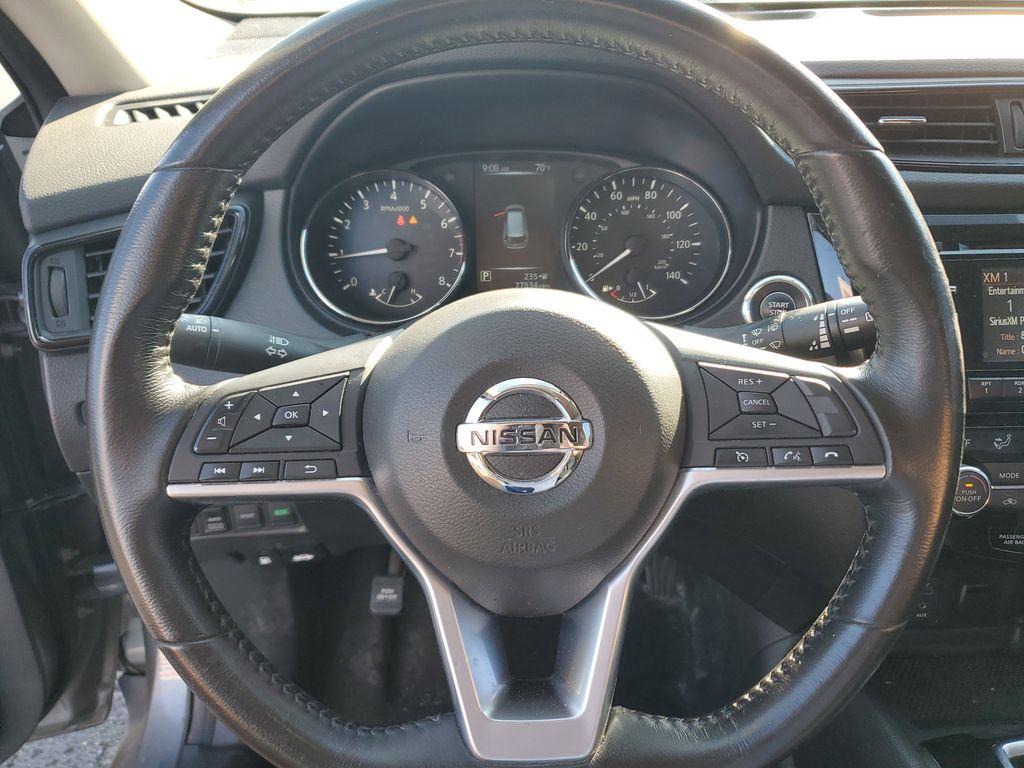 2017 Gun Metallic /Charcoal Nissan Rogue SL AWD (JN8AT2MV2HW) with an 2.5L L4 DOHC 16V engine, CVT transmission, located at 6064 Gull Rd, Kalamazoo, MI, 49048, (269) 222-0088, 42.328388, -85.512924 - Discover exceptional value and performance with our 2017 Nissan Rogue, a perfect blend of style, efficiency, and capability. This pre-owned gem is equipped with an All-Wheel Drive system, ensuring confident handling and control in all road conditions. Under the hood, youll find a robust 4-cylinder, - Photo#14