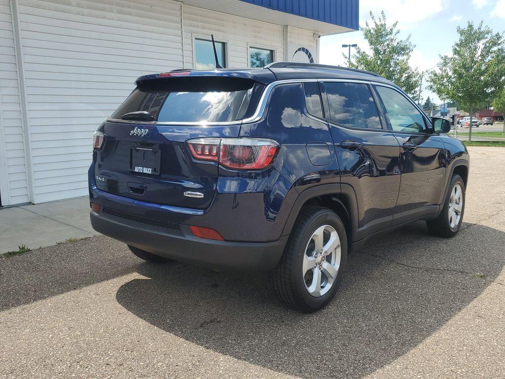 2018 Jazz Blue Pearlcoat /Black Jeep Compass Sport 4WD (3C4NJDBB4JT) with an 2.4L L4 DOHC 16V engine, 9-speed automatic transmission, located at 234 Columbia Ave, Battle Creek, MI, 49015, (269) 222-0088, 42.298264, -85.192543 - <b>Vehicle Details</b><br>Discover the perfect blend of style, performance, and versatility with this stunning 2018 Jeep Compass Latitude! This remarkable SUV is ready to take you on adventures both on and off the beaten path. Equipped with a robust 4WD system, it promises to deliver a confident and - Photo#3