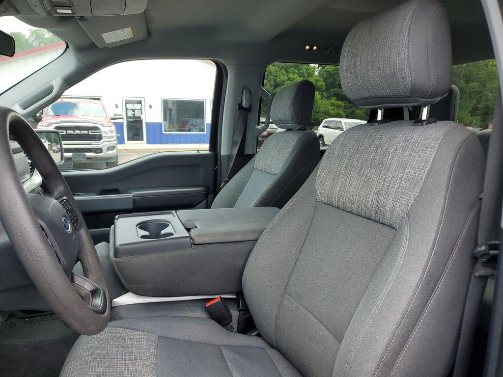 2021 Agate Black Metallic /Black/Medium Dark Slate Ford F-150 King-Ranch SuperCrew 5.5-ft. 2WD (1FTEW1EB3MK) with an 3.3L V6 DOHC 24V engine, 6A transmission, located at 6064 Gull Rd, Kalamazoo, MI, 49048, (269) 222-0088, 42.328388, -85.512924 - Experience the perfect blend of power and sophistication with this pre-owned 2021 Ford F-150 XLT, an exceptional choice for those seeking reliability and performance. This robust pickup is equipped with a 3.3L V6 engine and 4WD, ensuring superior handling and versatility whether navigating city stre - Photo#12