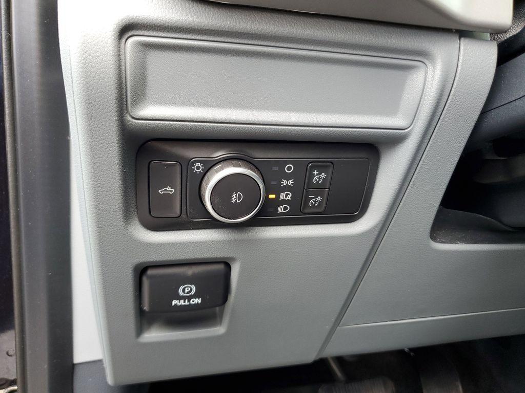 2021 Agate Black Metallic /Black/Medium Dark Slate Ford F-150 King-Ranch SuperCrew 5.5-ft. 2WD (1FTEW1EB3MK) with an 3.3L V6 DOHC 24V engine, 6A transmission, located at 6064 Gull Rd, Kalamazoo, MI, 49048, (269) 222-0088, 42.328388, -85.512924 - Experience the perfect blend of power and sophistication with this pre-owned 2021 Ford F-150 XLT, an exceptional choice for those seeking reliability and performance. This robust pickup is equipped with a 3.3L V6 engine and 4WD, ensuring superior handling and versatility whether navigating city stre - Photo#14