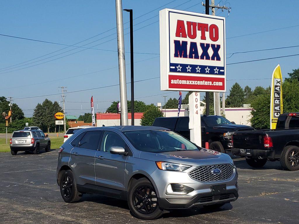 photo of 2024 Ford Edge SEL