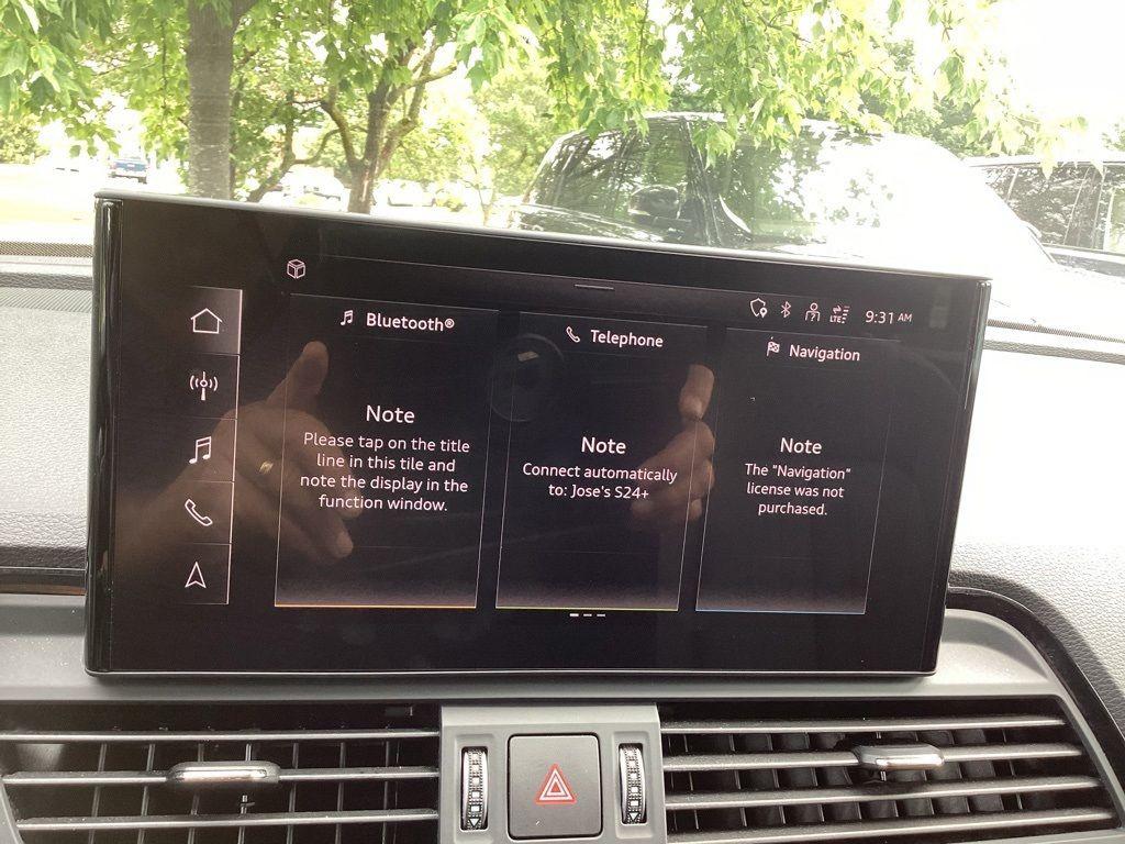 2023 Daytona Gray Pearl Effect /Black Audi Q5 2.0T Premium quattro (WA1GAAFY6P2) with an 2.0L L4 DOHC 16V engine, 7A transmission, located at 6064 Gull Rd, Kalamazoo, MI, 49048, (269) 222-0088, 42.328388, -85.512924 - <b>Summary</b><br>Power Moonroof<br><br><b>Vehicle Details</b><br>Experience the perfect blend of performance, luxury, and technology with this 2023 Audi Q5 S line Premium. This sophisticated SUV is equipped with Audi's renowned all-wheel drive system, ensuring exceptional handling and stability on - Photo#3