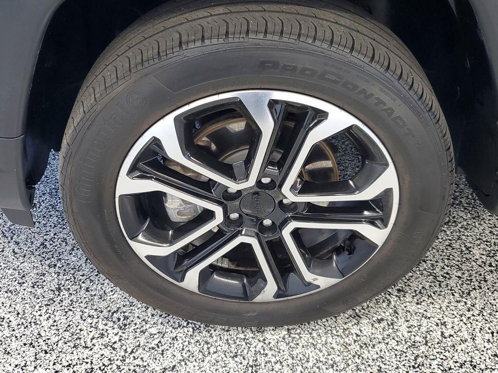 2022 Diamond Black Crystal Pearlcoat /BLACK Jeep Compass Limited 4WD (3C4NJDCB5NT) with an 2.4L L4 DOHC 16V engine, CVT transmission, located at 6064 Gull Rd, Kalamazoo, MI, 49048, (269) 222-0088, 42.328388, -85.512924 - Unleash your adventurous spirit with this stunning 2022 Jeep Compass Limited! With just 24,824 miles on the odometer, this versatile SUV is primed and ready to elevate your driving experience to new heights. Equipped with a powerful yet efficient 4 Cyl, 2.4L engine and a robust 4WD system, the Jeep - Photo#4