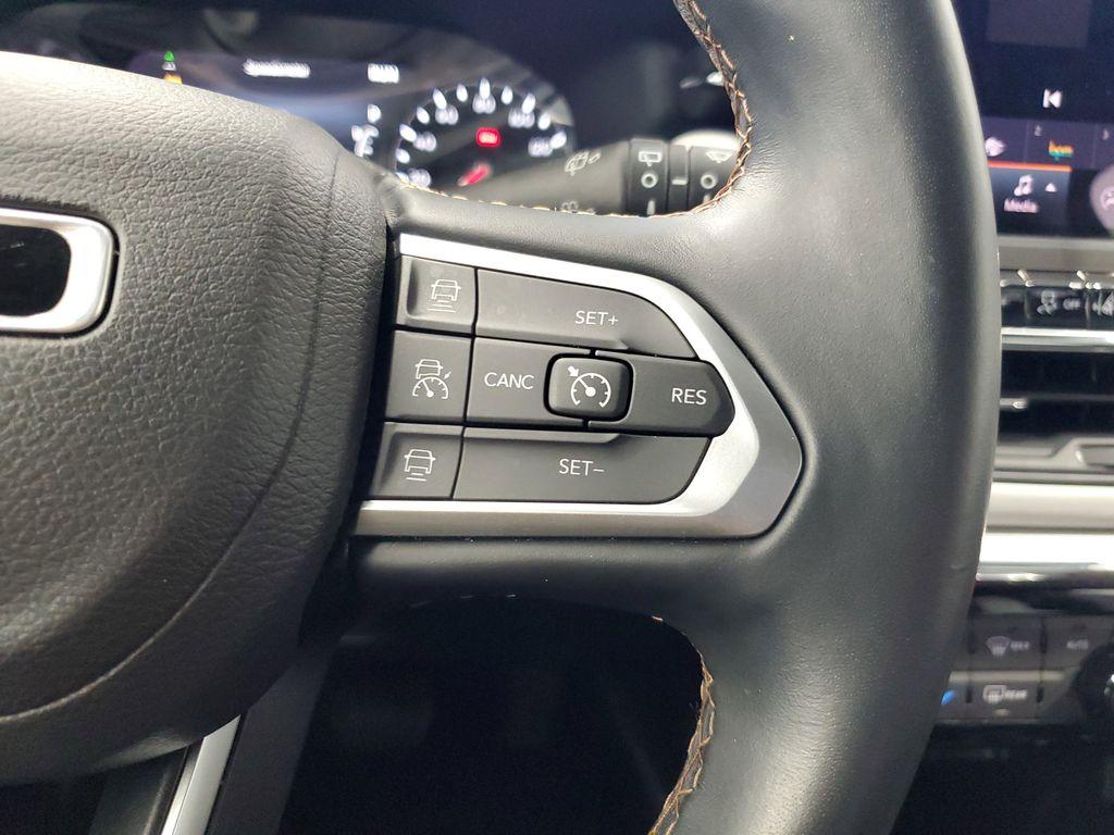 2022 Diamond Black Crystal Pearlcoat /BLACK Jeep Compass Limited 4WD (3C4NJDCB5NT) with an 2.4L L4 DOHC 16V engine, CVT transmission, located at 6064 Gull Rd, Kalamazoo, MI, 49048, (269) 222-0088, 42.328388, -85.512924 - Unleash your adventurous spirit with this stunning 2022 Jeep Compass Limited! With just 24,824 miles on the odometer, this versatile SUV is primed and ready to elevate your driving experience to new heights. Equipped with a powerful yet efficient 4 Cyl, 2.4L engine and a robust 4WD system, the Jeep - Photo#17