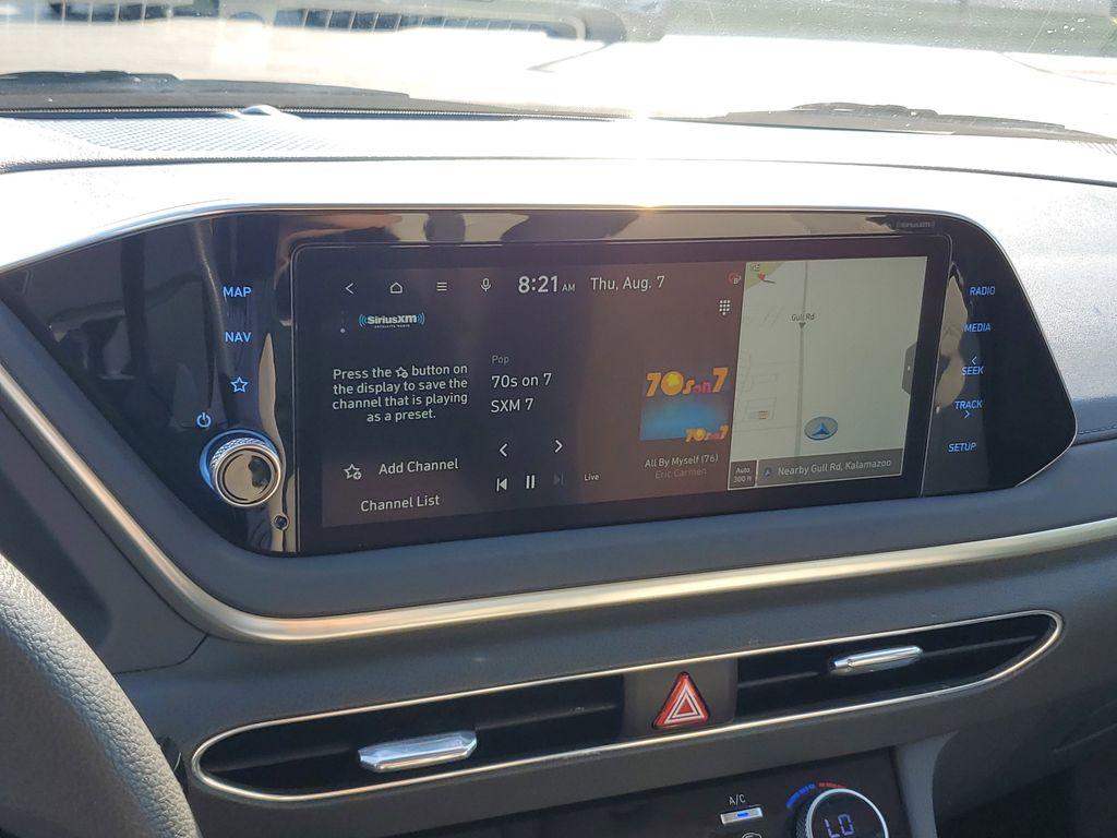 2023 Portofino Gray /Dark Gray Hyundai Sonata SEL (KMHL64JA9PA) with an 2.5L L4 DOHC 16V engine, 8A transmission, located at 6064 Gull Rd, Kalamazoo, MI, 49048, (269) 222-0088, 42.328388, -85.512924 - Discover the exceptional value of the 2023 Hyundai Sonata SEL, a stylish and reliable sedan that stands out in its class. This gently pre-owned model features a Front-Wheel Drive (FWD) system and is equipped with a responsive 4-cylinder, 2.5L engine, ensuring a smooth and efficient driving experienc - Photo#19