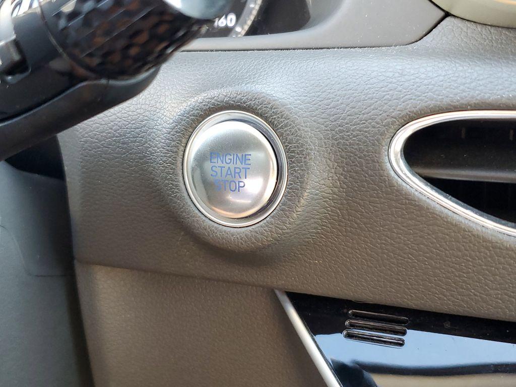 2023 Portofino Gray /Dark Gray Hyundai Sonata SEL (KMHL64JA9PA) with an 2.5L L4 DOHC 16V engine, 8A transmission, located at 6064 Gull Rd, Kalamazoo, MI, 49048, (269) 222-0088, 42.328388, -85.512924 - Discover the exceptional value of the 2023 Hyundai Sonata SEL, a stylish and reliable sedan that stands out in its class. This gently pre-owned model features a Front-Wheel Drive (FWD) system and is equipped with a responsive 4-cylinder, 2.5L engine, ensuring a smooth and efficient driving experienc - Photo#23