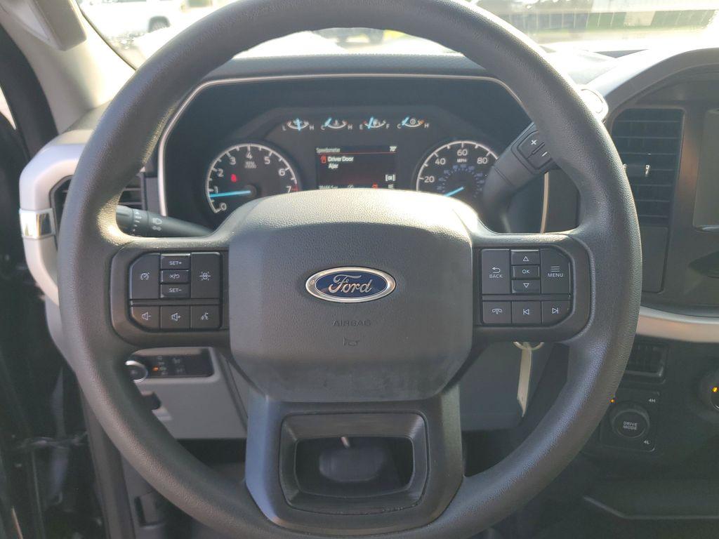 2022 Agate Black Metallic /Black w/Medium Dark Slate Ford F-150 King-Ranch SuperCrew 5.5-ft. 2WD (1FTEW1EB5NK) with an 3.3L V6 DOHC 24V engine, 6A transmission, located at 6064 Gull Rd, Kalamazoo, MI, 49048, (269) 222-0088, 42.328388, -85.512924 - Introducing the 2022 Ford F-150 XLT, a robust and reliable pickup that combines power and advanced technology to meet all your driving needs. With 38,349 miles on the odometer, this vehicle is equipped with a V6, 3.3L engine and a 4WD system, ensuring a dynamic driving experience whether you're navi - Photo#15