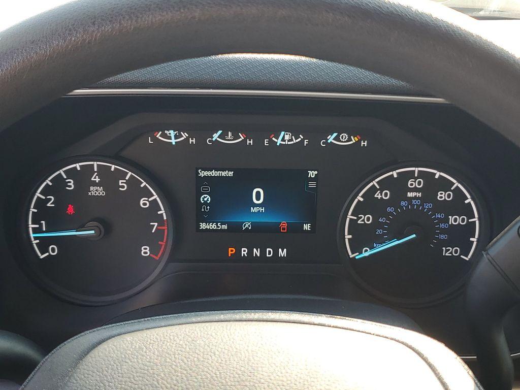 2022 Agate Black Metallic /Black w/Medium Dark Slate Ford F-150 King-Ranch SuperCrew 5.5-ft. 2WD (1FTEW1EB5NK) with an 3.3L V6 DOHC 24V engine, 6A transmission, located at 6064 Gull Rd, Kalamazoo, MI, 49048, (269) 222-0088, 42.328388, -85.512924 - Introducing the 2022 Ford F-150 XLT, a robust and reliable pickup that combines power and advanced technology to meet all your driving needs. With 38,349 miles on the odometer, this vehicle is equipped with a V6, 3.3L engine and a 4WD system, ensuring a dynamic driving experience whether you're navi - Photo#18