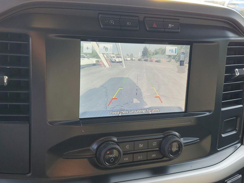 2022 Agate Black Metallic /Black w/Medium Dark Slate Ford F-150 King-Ranch SuperCrew 5.5-ft. 2WD (1FTEW1EB5NK) with an 3.3L V6 DOHC 24V engine, 6A transmission, located at 6064 Gull Rd, Kalamazoo, MI, 49048, (269) 222-0088, 42.328388, -85.512924 - Introducing the 2022 Ford F-150 XLT, a robust and reliable pickup that combines power and advanced technology to meet all your driving needs. With 38,349 miles on the odometer, this vehicle is equipped with a V6, 3.3L engine and a 4WD system, ensuring a dynamic driving experience whether you're navi - Photo#20