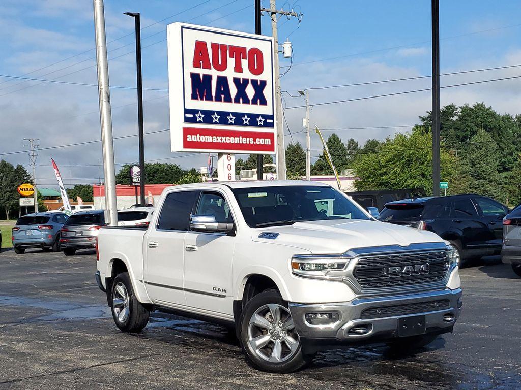 photo of 2022 RAM 1500 Limited Crew Cab SWB 4WD