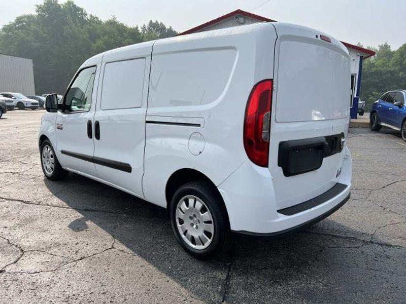 2017 Bright White /Black RAM ProMaster City Wagon SLT (ZFBERFBB5H6) with an 2.4L L4 engine, 9A transmission, located at 6064 Gull Rd, Kalamazoo, MI, 49048, (269) 222-0088, 42.328388, -85.512924 - <b>Vehicle Details</b><br>Introducing the impressive and versatile 2017 Ram ProMaster City Tradesman SLT, now available at our esteemed dealership. This exceptional used vehicle boasts an odometer reading of 101,585 miles, ensuring its reliability and proven performance. Equipped with a powerful L4, - Photo #2
