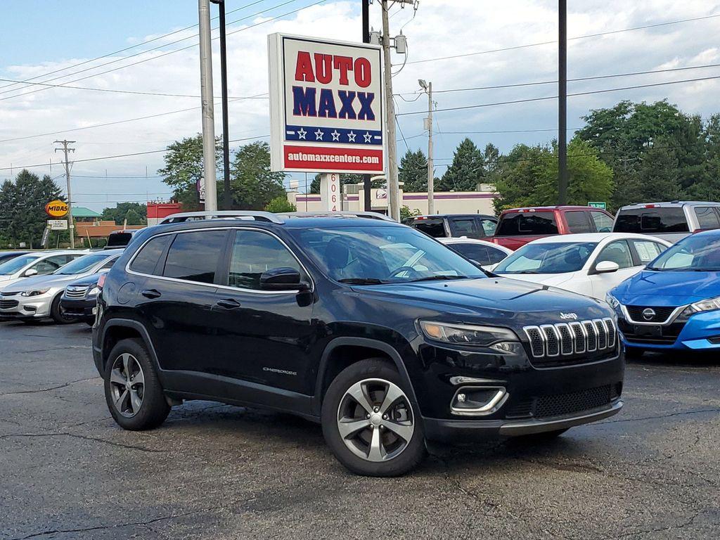 photo of 2018 Jeep Grand Cherokee SPORT UTILITY 4-DR