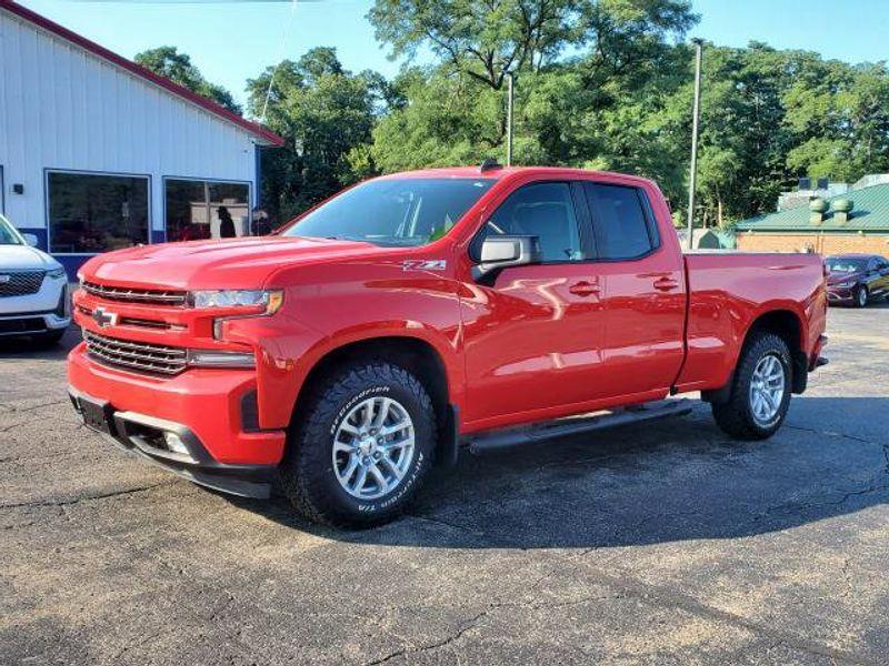 2019 Red /Jet Black Chevrolet Silverado 1500 RST Double Cab 4WD (1GCRYEED3KZ) with an 5.3L V8 OHV 16V engine, 6A transmission, located at 6064 Gull Rd, Kalamazoo, MI, 49048, (269) 222-0088, 42.328388, -85.512924 - <b>Vehicle Details</b><br>Introducing the immaculate 2019 Chevrolet Silverado 1500 RST, now available at our esteemed dealership. This stunning used vehicle boasts a remarkable 121,652 miles on its odometer, while retaining its pristine condition both inside and out. Equipped with a robust 4WD syste - Photo #1